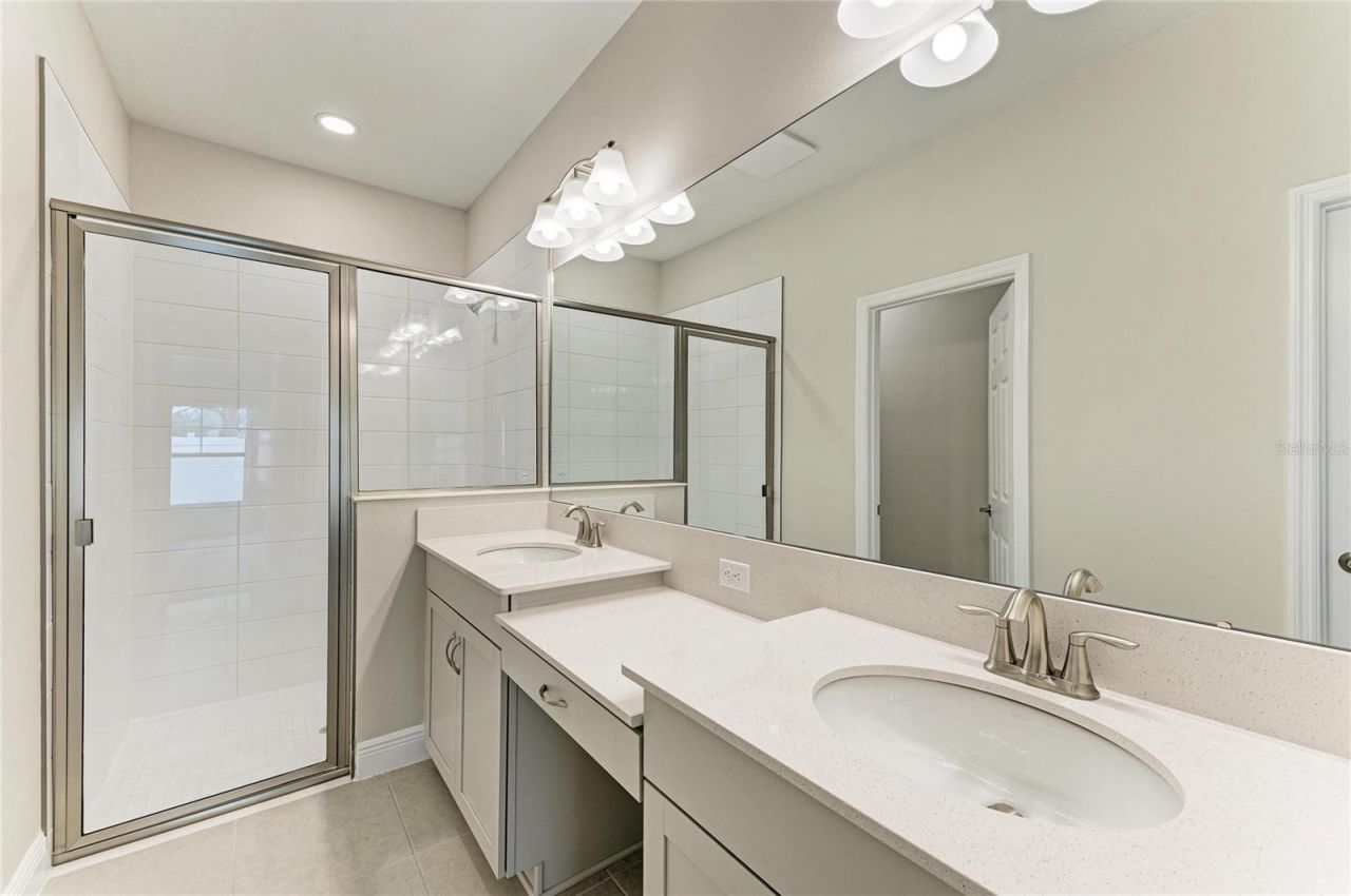 12342 Oak  Hill Way, Parrish, FL 34219 Photo