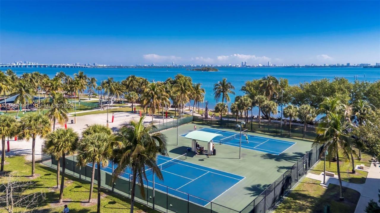 1750 N Bayshore Dr, Unit 4507, Miami, FL 33132 Photo