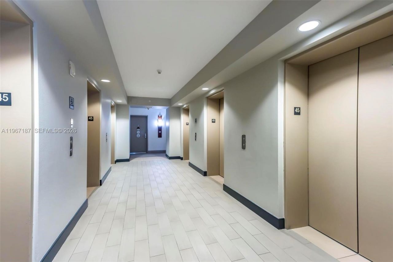 1750 N Bayshore Dr, Unit 4507, Miami, FL 33132 Photo