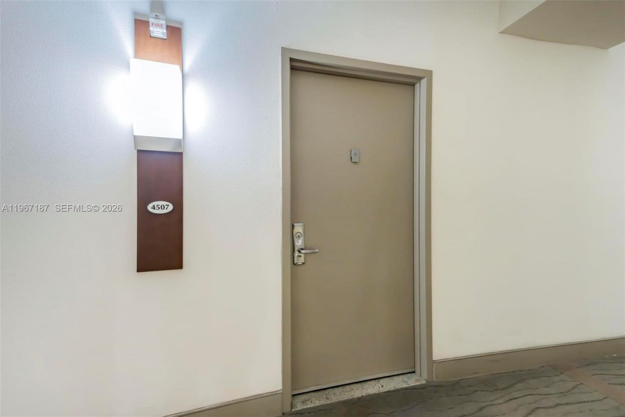 1750 N Bayshore Dr, Unit 4507, Miami, FL 33132 Photo