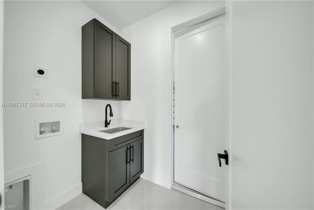 2911 46th St W, Lehigh Acres, FL 33971 Photo