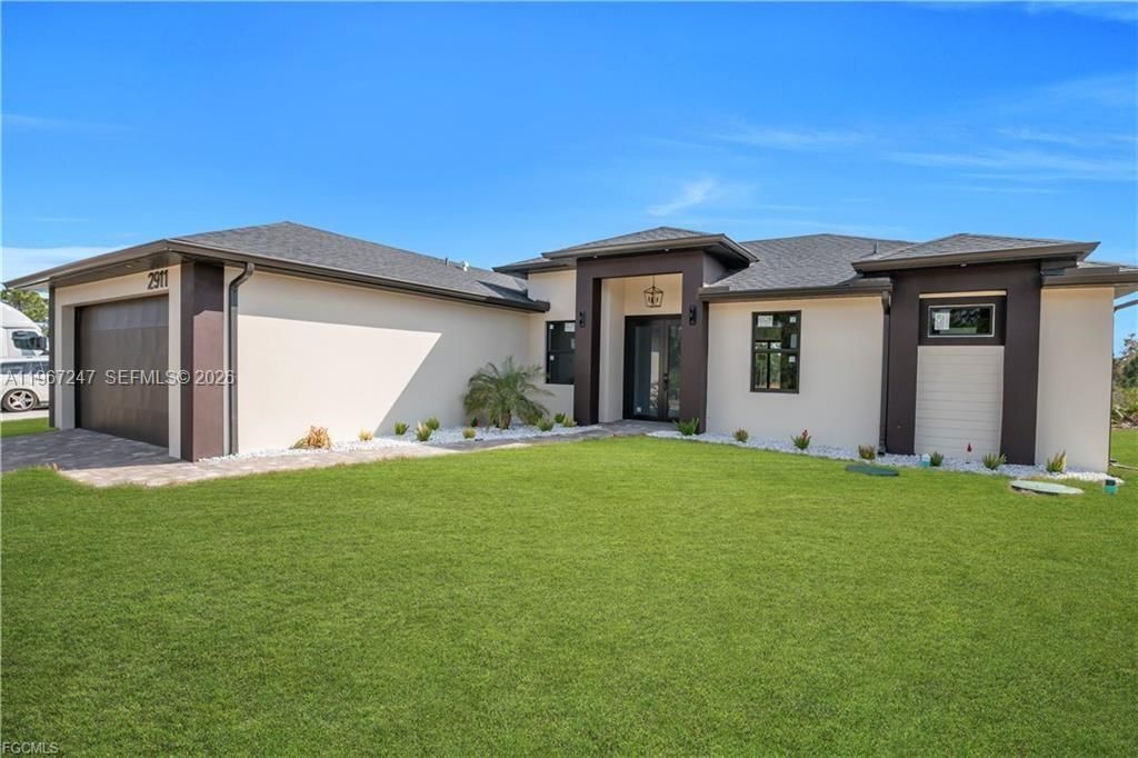 2911 46th St W, Lehigh Acres, FL 33971 Photo