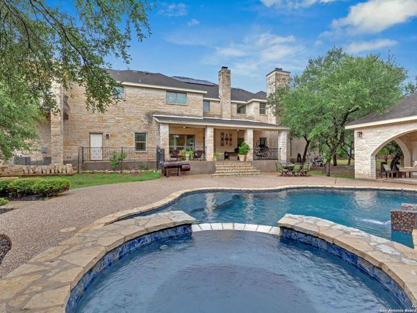 1130 Whispering Water, Spring Branch, TX 78070
