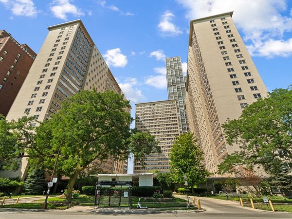 3950 N LAKE SHORE Drive, Unit 1303, Chicago, IL 60613