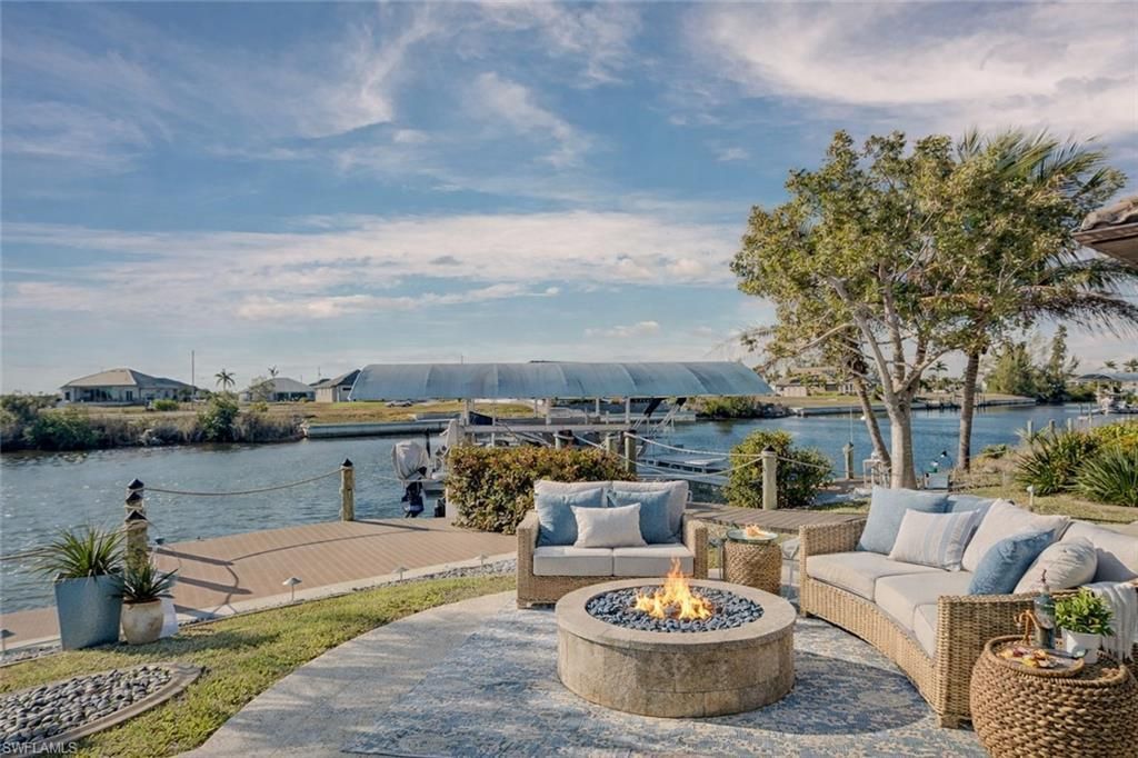 2828 NW 46th Ave, Cape Coral, FL 33993 Photo