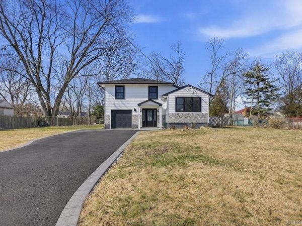 149 Delaware Avenue, Bay Shore, NY 11706