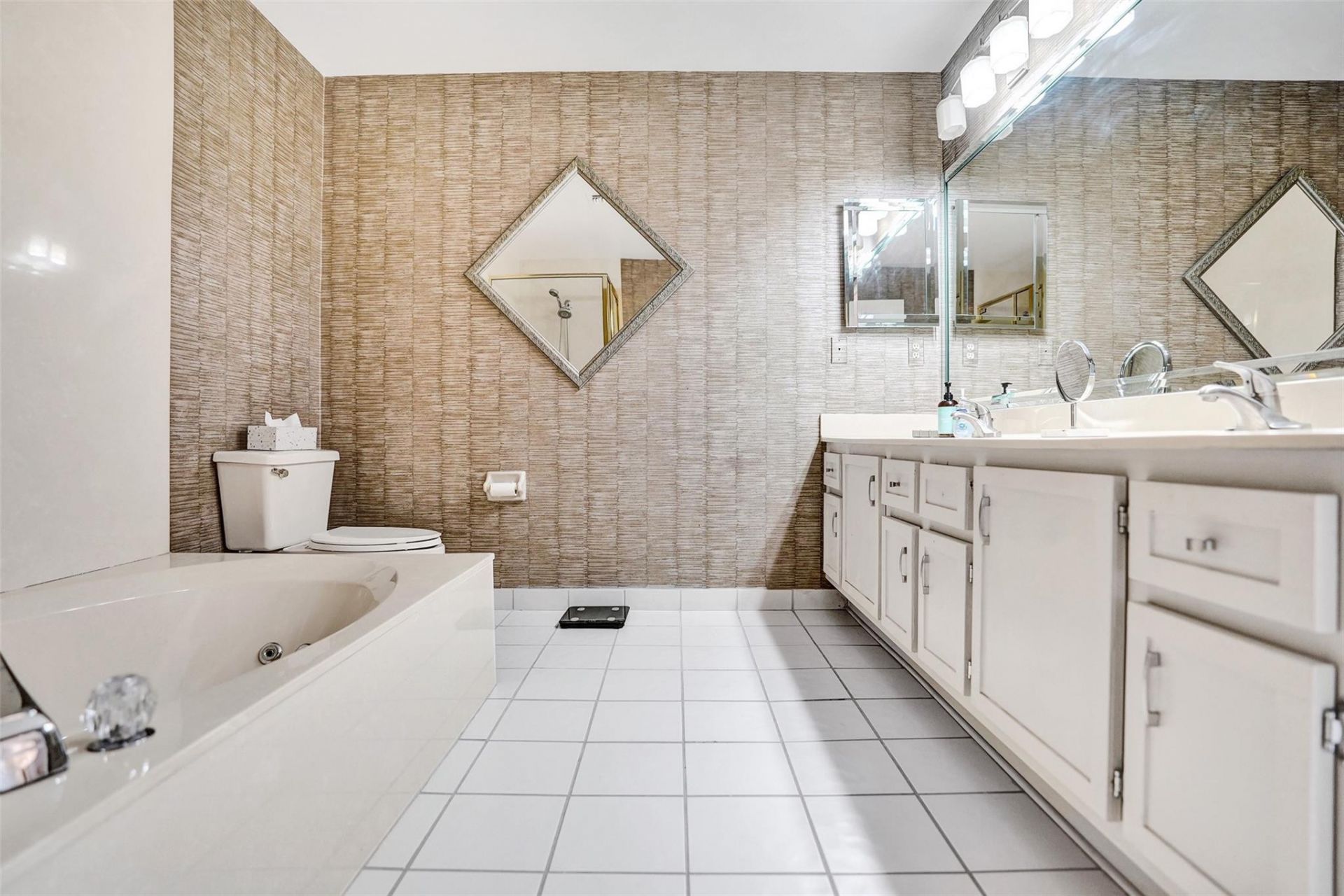 270 Captains Walk, Unit 310, Delray Beach, FL 33483 Photo