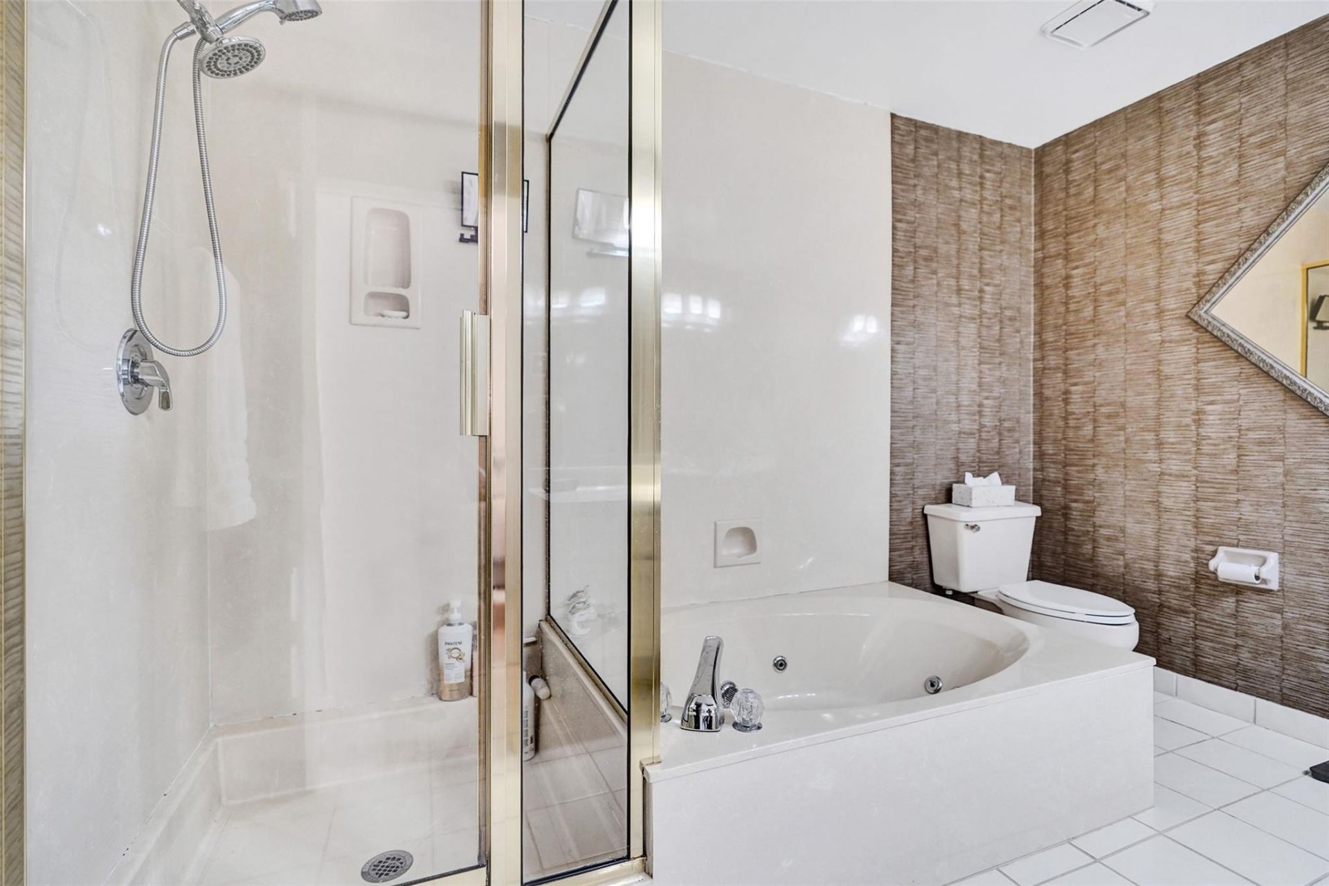 270 Captains Walk, Unit 310, Delray Beach, FL 33483 Photo