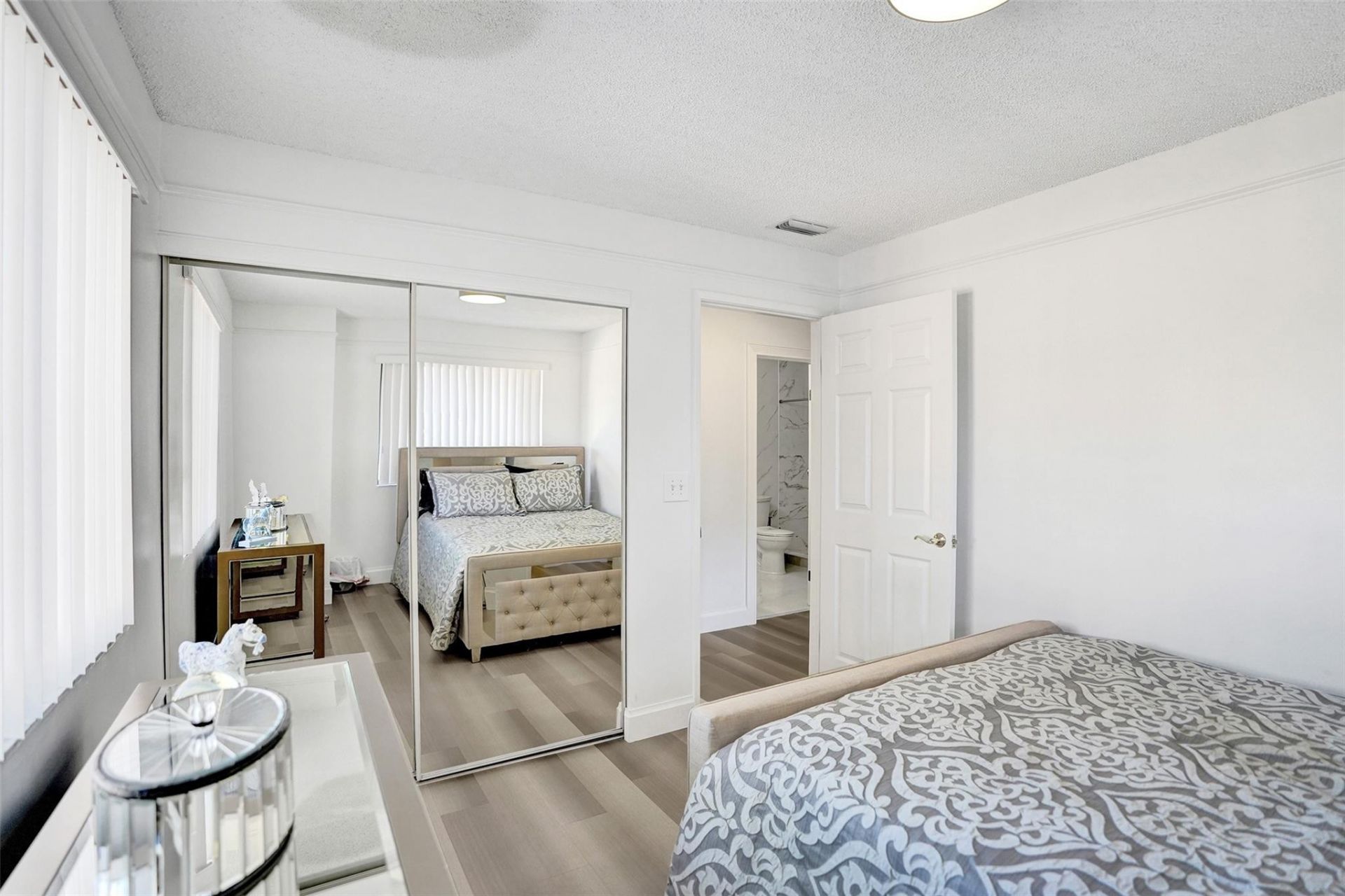 270 Captains Walk, Unit 310, Delray Beach, FL 33483 Photo