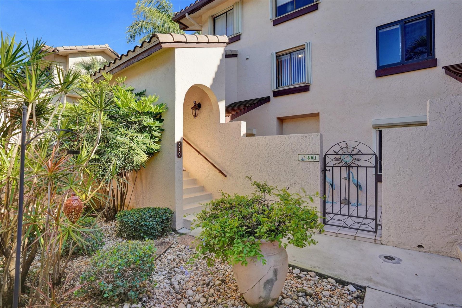 270 Captains Walk, Unit 310, Delray Beach, FL 33483 Photo