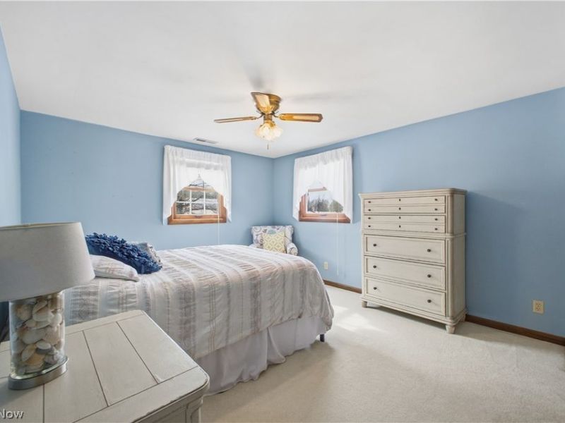 1016 W Pine Lake Road, North Lima, OH 44452 Photo 18