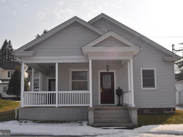 310 E CENTER STREET, MILLERSBURG, PA 17061