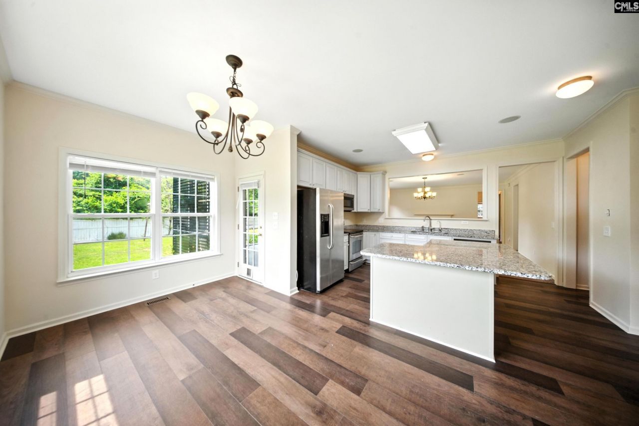 112 Rivendell Drive Photo 10