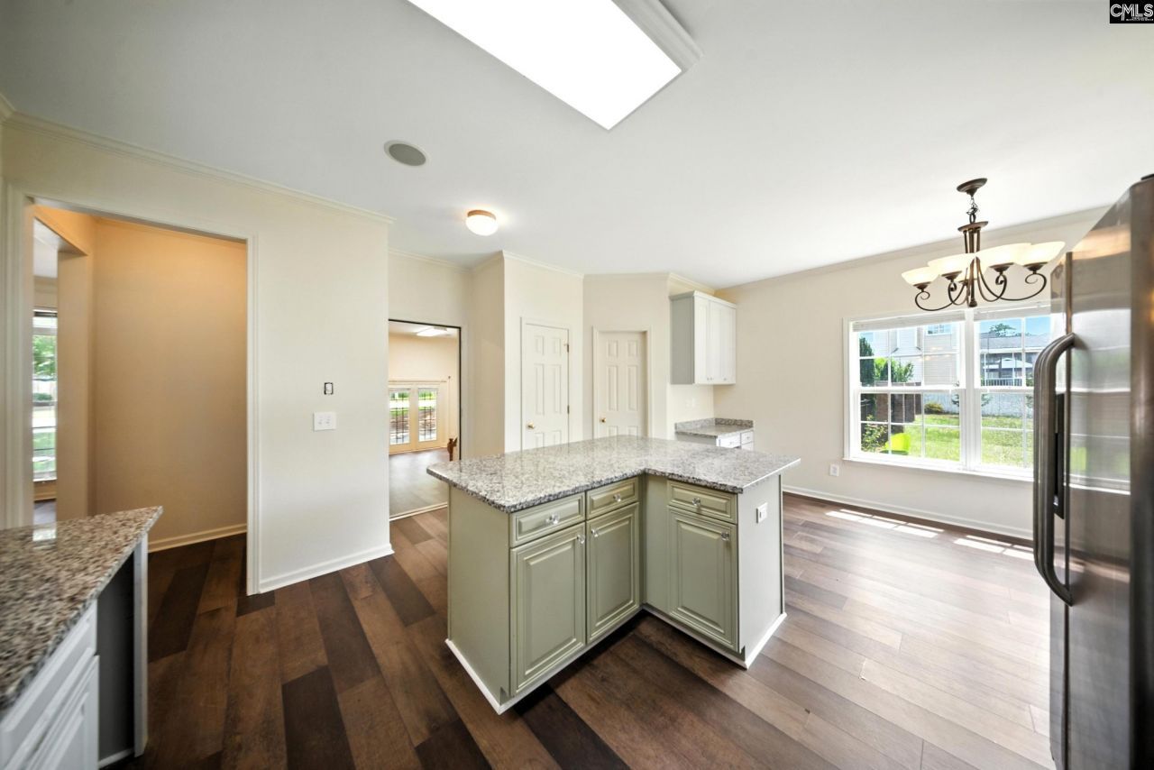 112 Rivendell Drive Photo 13