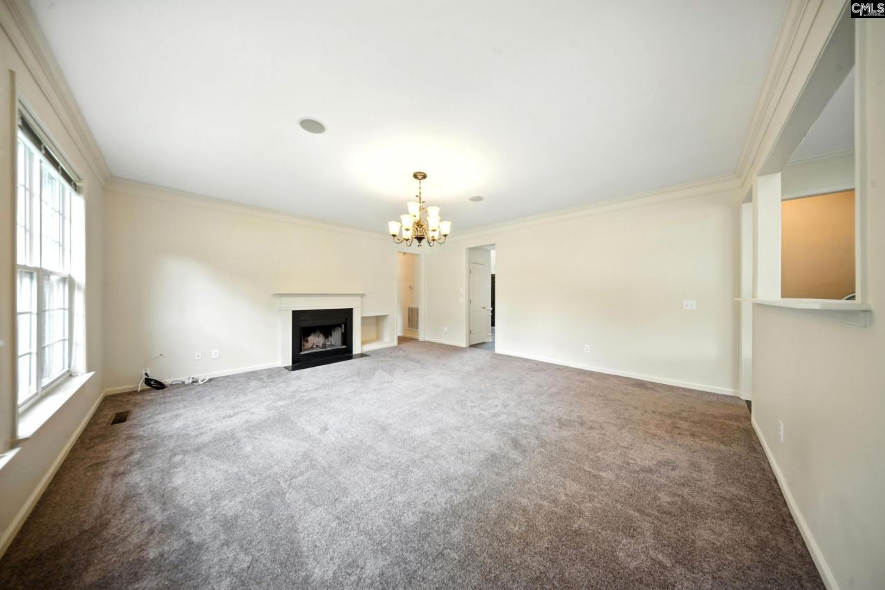 112 Rivendell Drive Photo 17