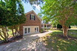 112 Rivendell Drive photo 4