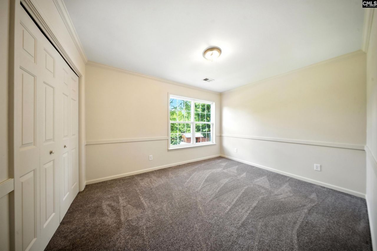 112 Rivendell Drive Photo 37