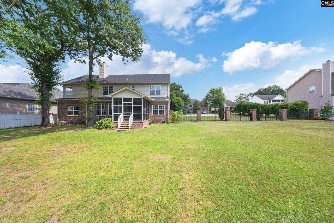 112 Rivendell Drive Photo 41