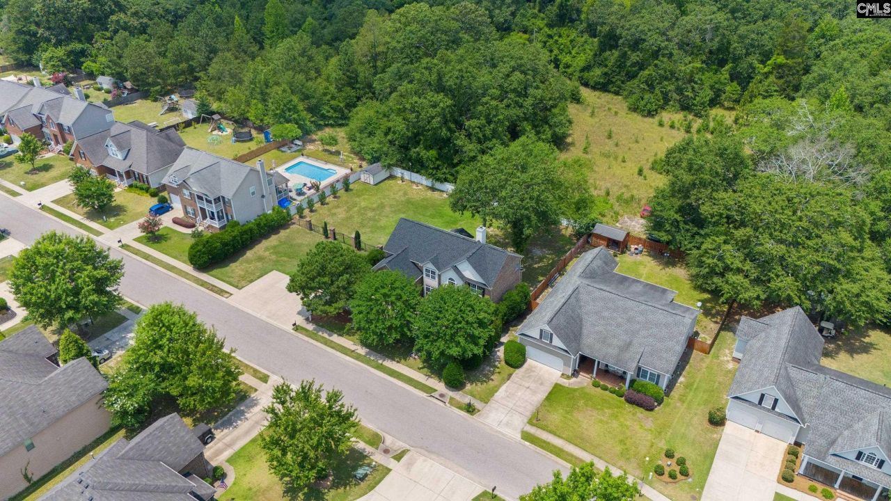 112 Rivendell Drive Photo 46