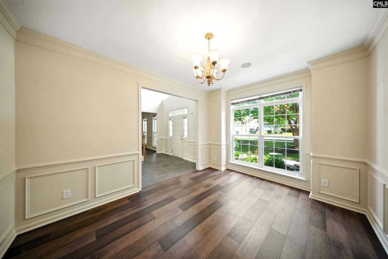 112 Rivendell Drive Photo 7