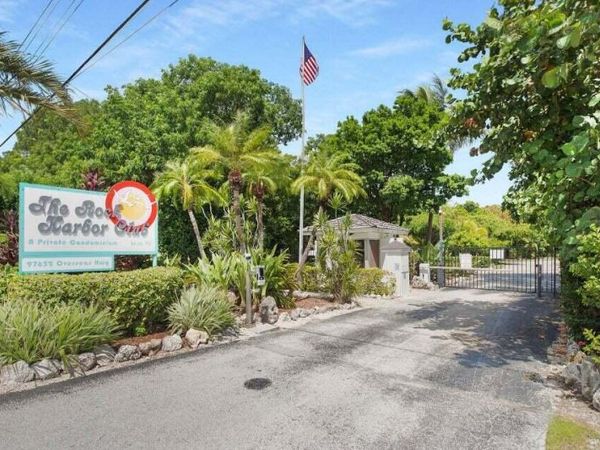 97652 Overseas Highway, Unit APT M10, KEY LARGO, FL 33037