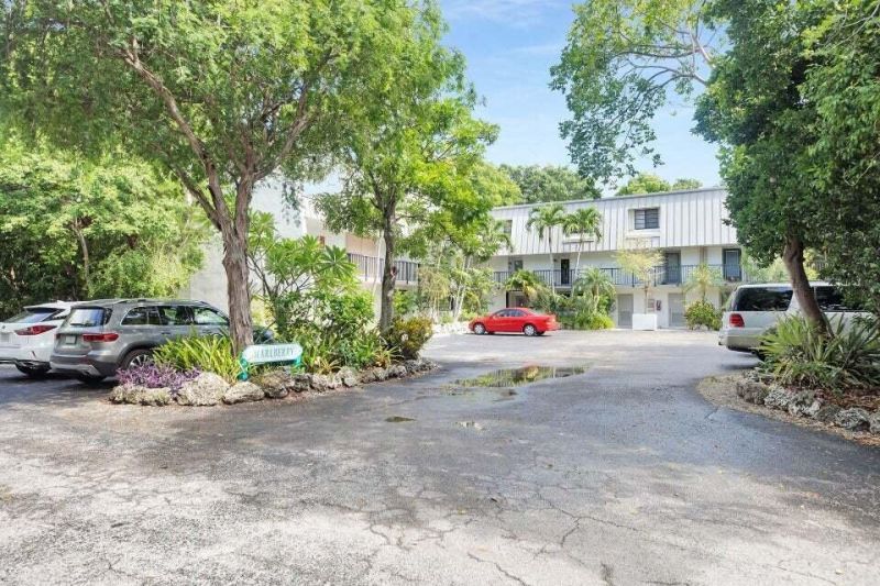 97652 Overseas Highway, Unit APT M10, Key Largo, FL 33037 Photo