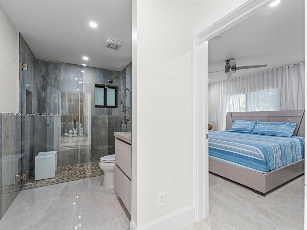 6180 Pine Tree Dr, Miami Beach, FL 33140 Photo