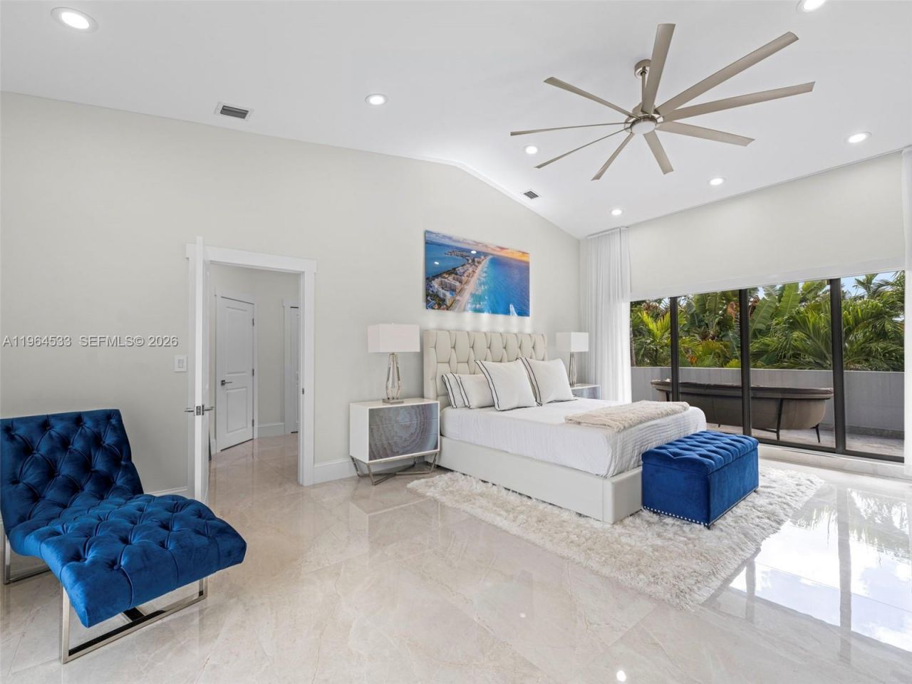 6180 Pine Tree Dr, Miami Beach, FL 33140 Photo