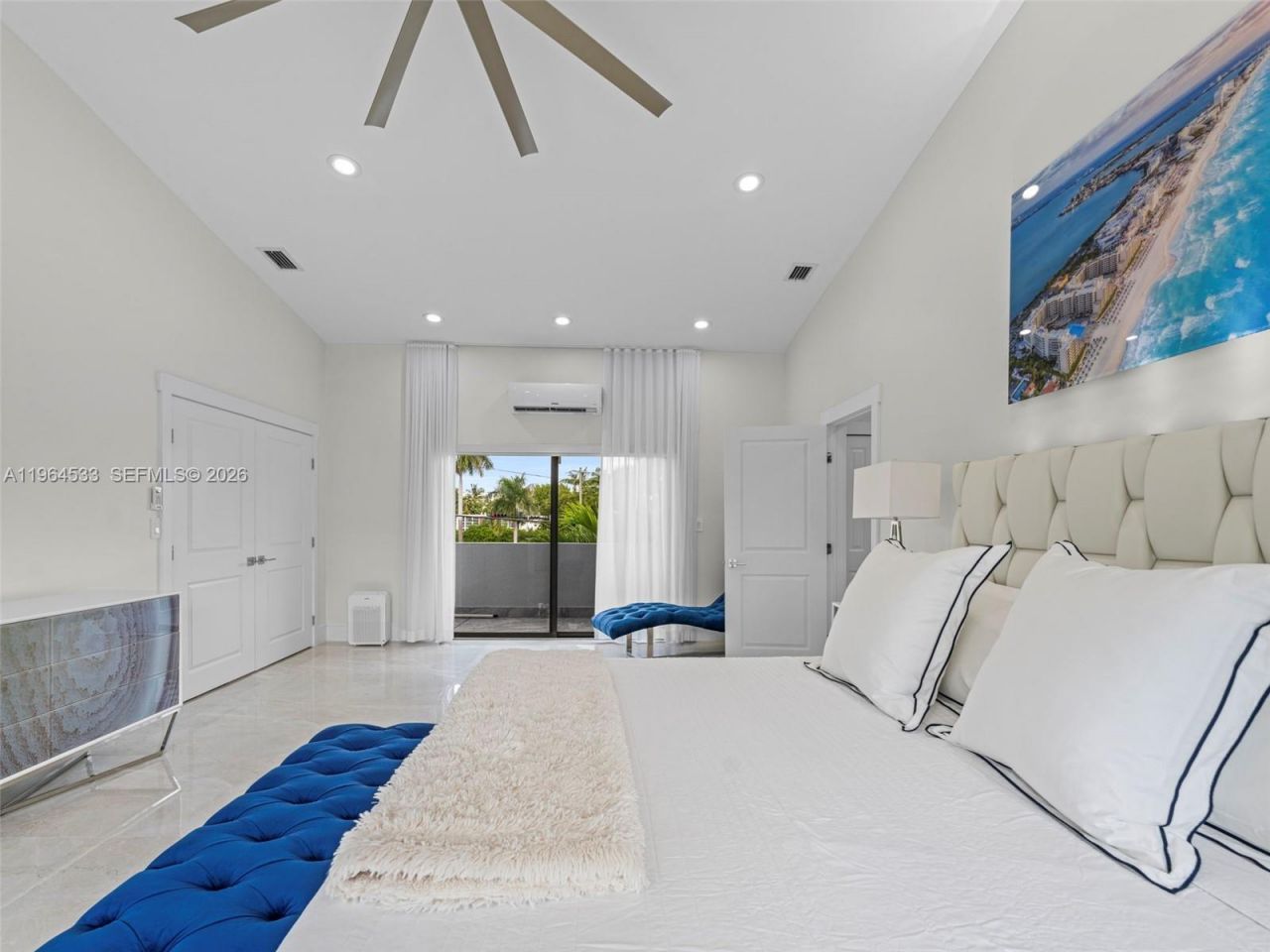 6180 Pine Tree Dr, Miami Beach, FL 33140 Photo