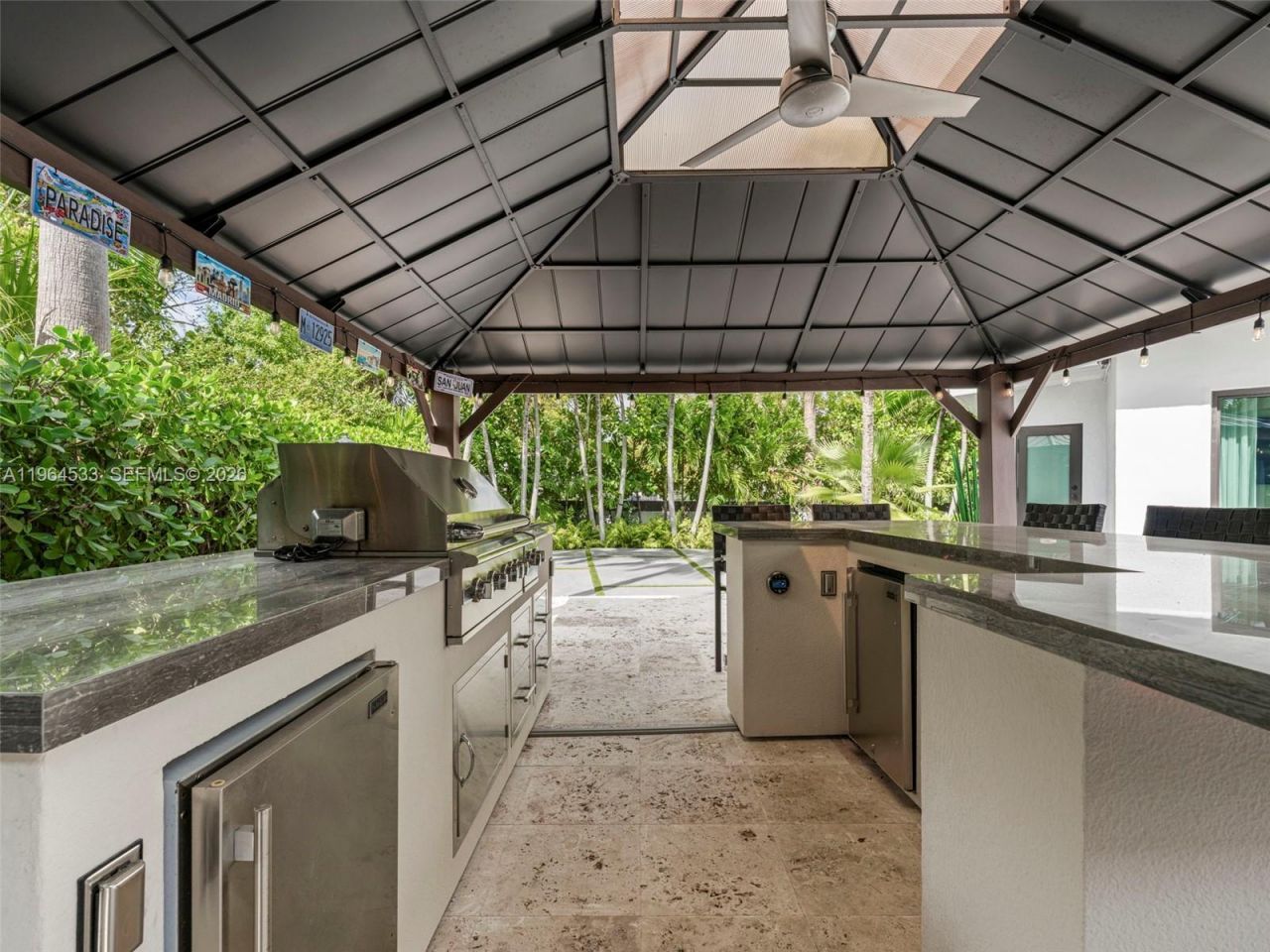 6180 Pine Tree Dr, Miami Beach, FL 33140 Photo