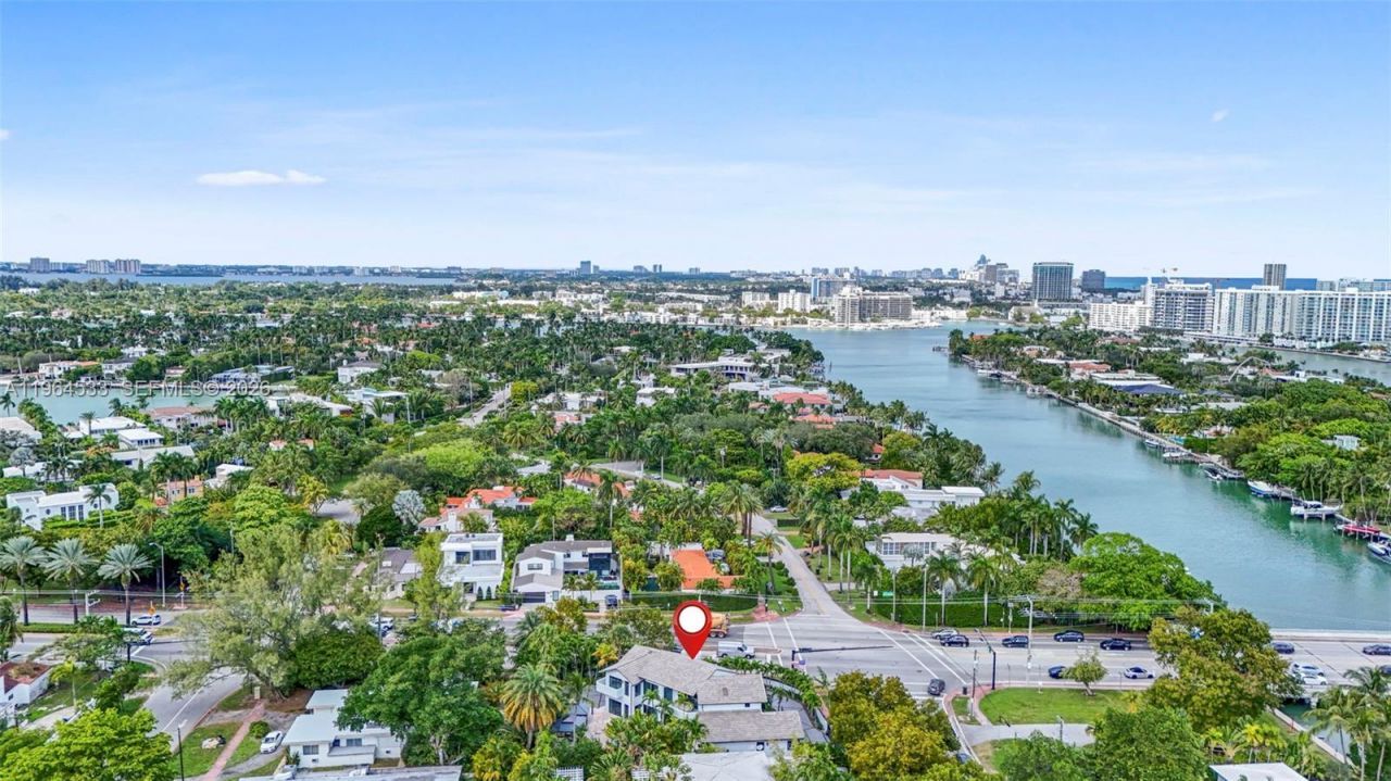 6180 Pine Tree Dr, Miami Beach, FL 33140 Photo