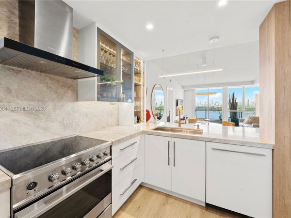 540 West Ave, Unit 911, Miami Beach, FL 33139