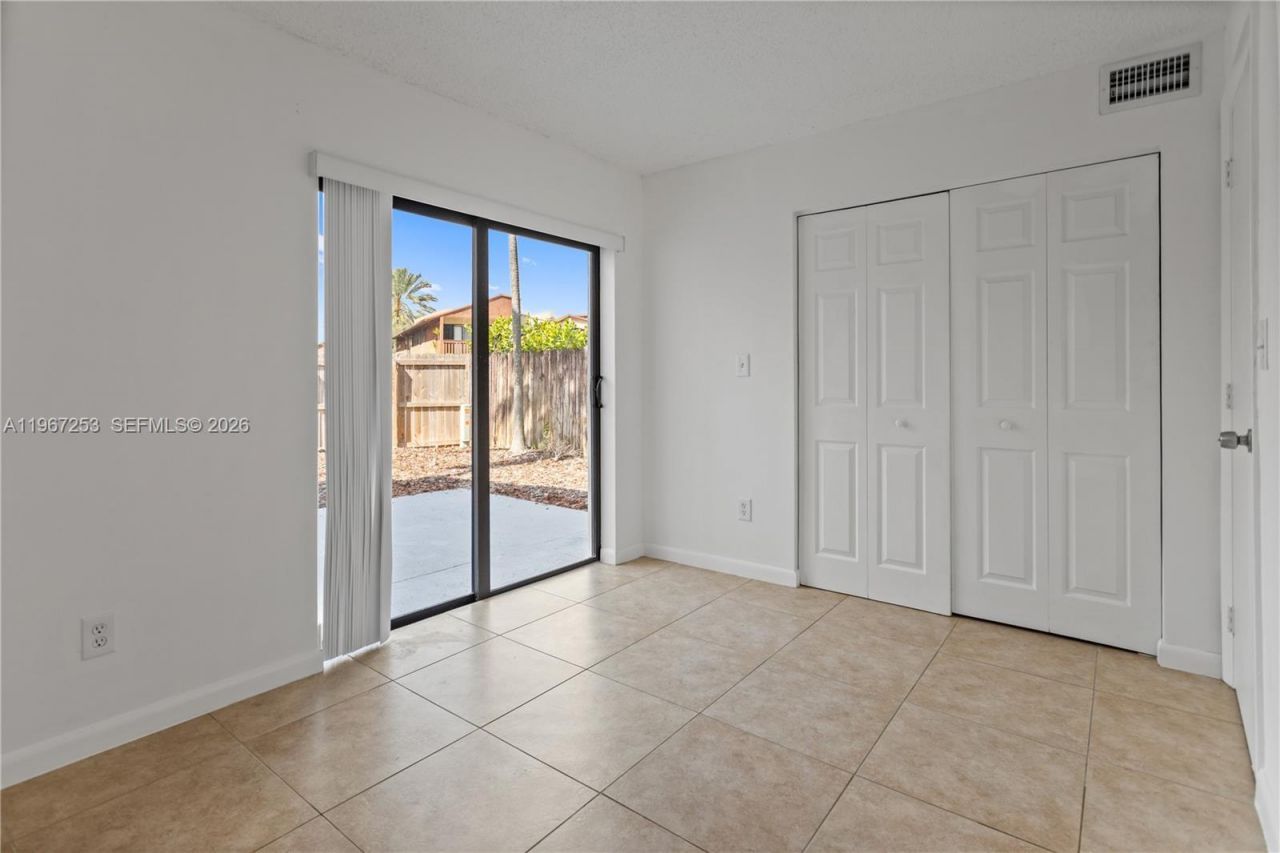 6502 SW 114th Ave, Miami, FL 33173 Photo