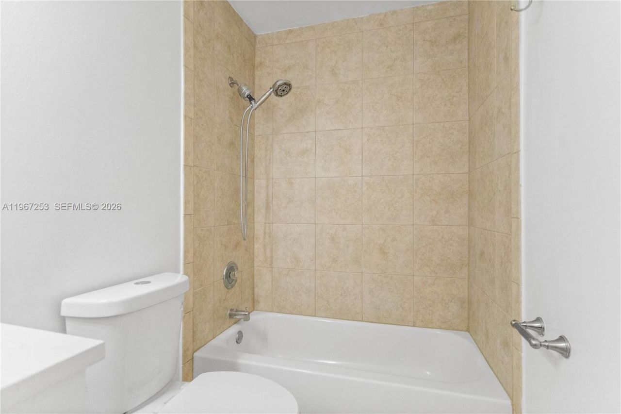 6502 SW 114th Ave, Miami, FL 33173 Photo