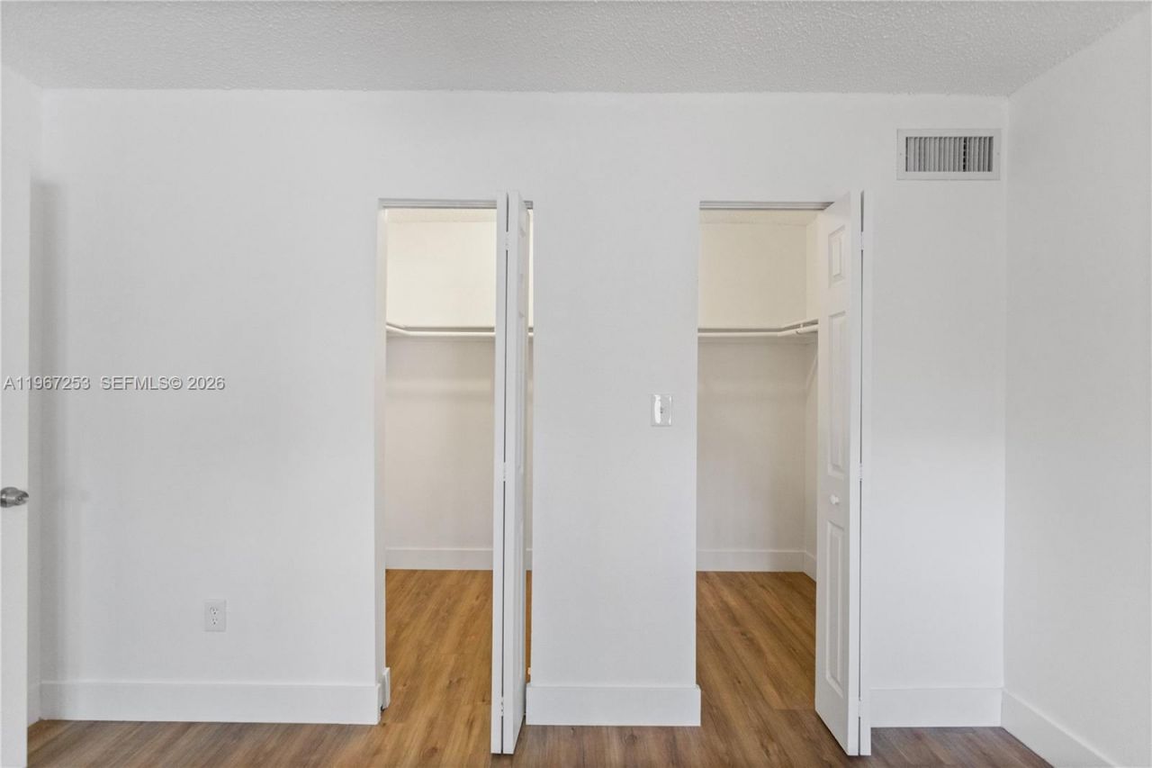 6502 SW 114th Ave, Miami, FL 33173 Photo