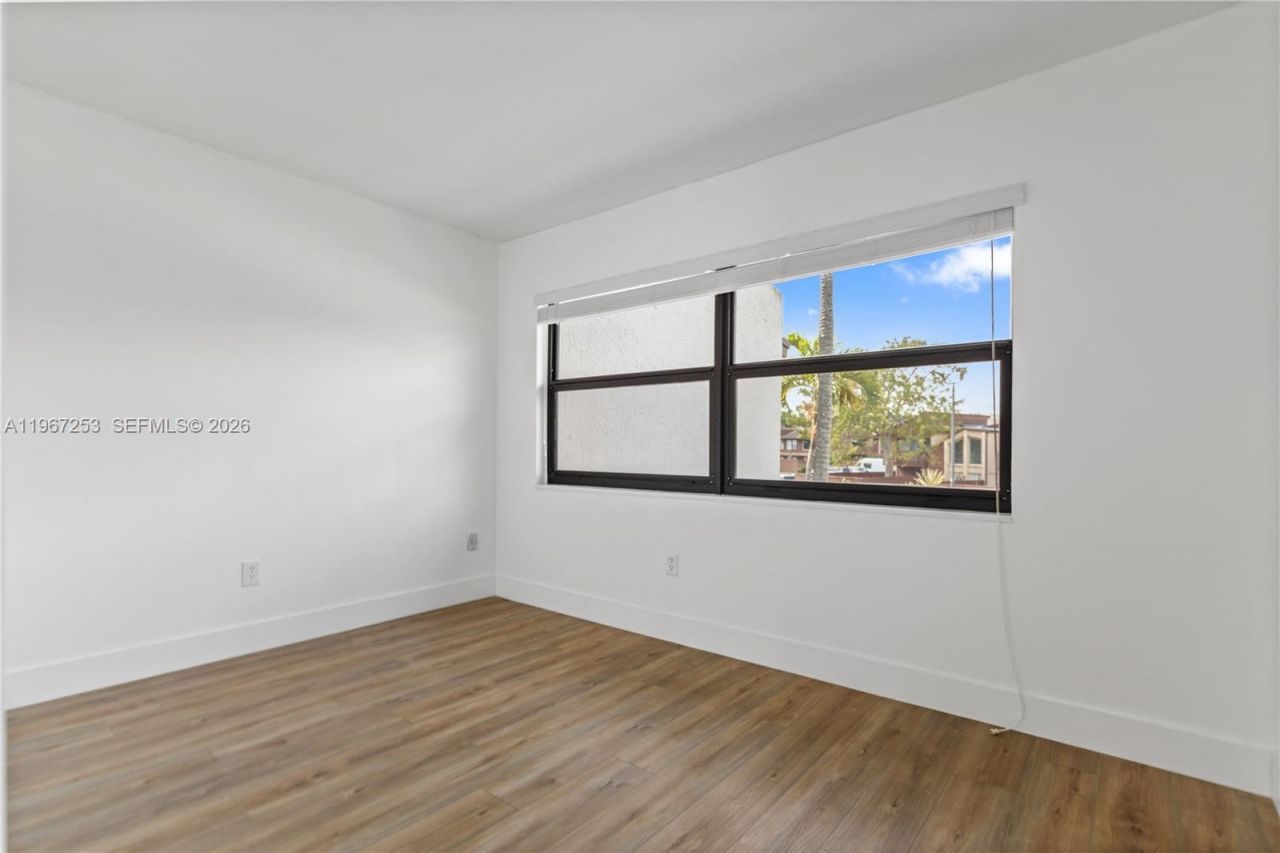 6502 SW 114th Ave, Miami, FL 33173 Photo