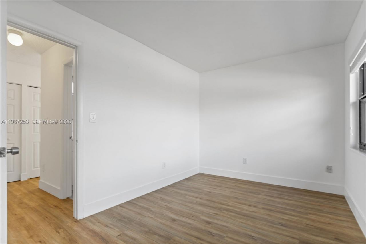 6502 SW 114th Ave, Miami, FL 33173 Photo