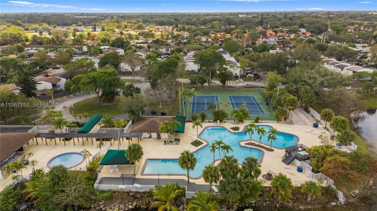 6502 SW 114th Ave, Miami, FL 33173 Photo