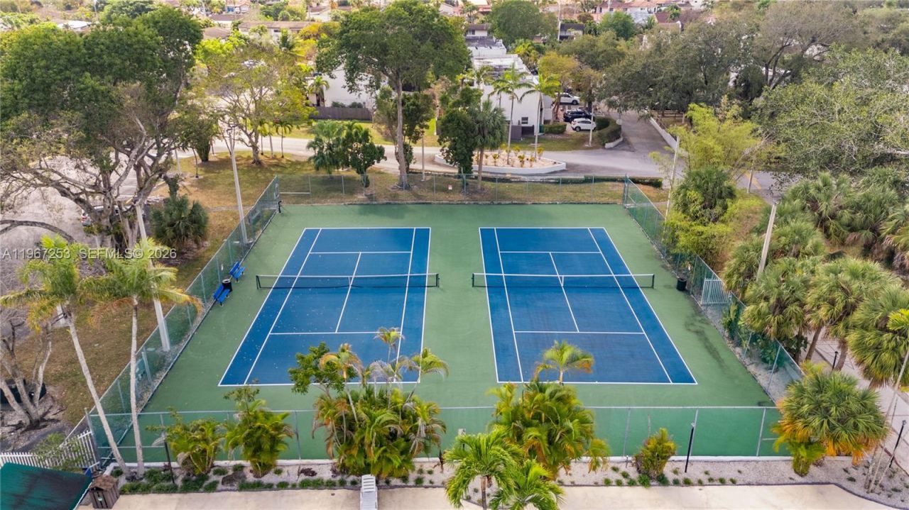 6502 SW 114th Ave, Miami, FL 33173 Photo