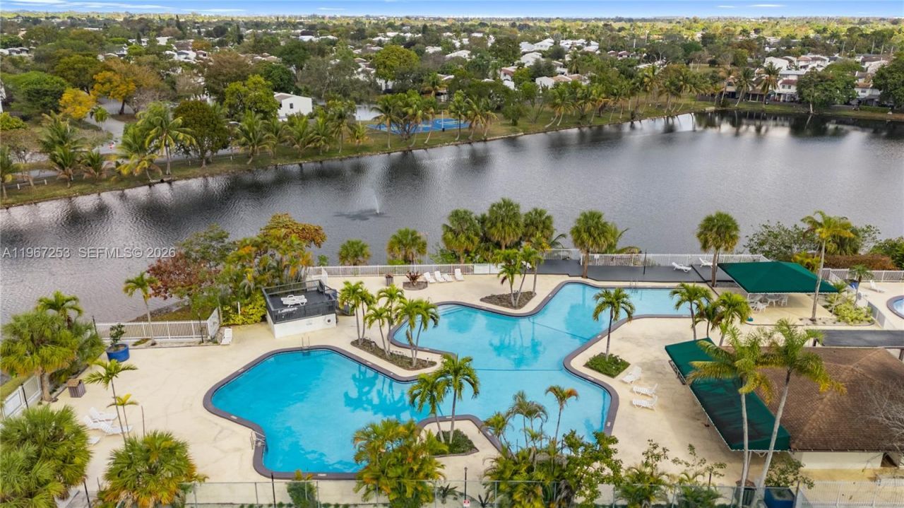 6502 SW 114th Ave, Miami, FL 33173 Photo