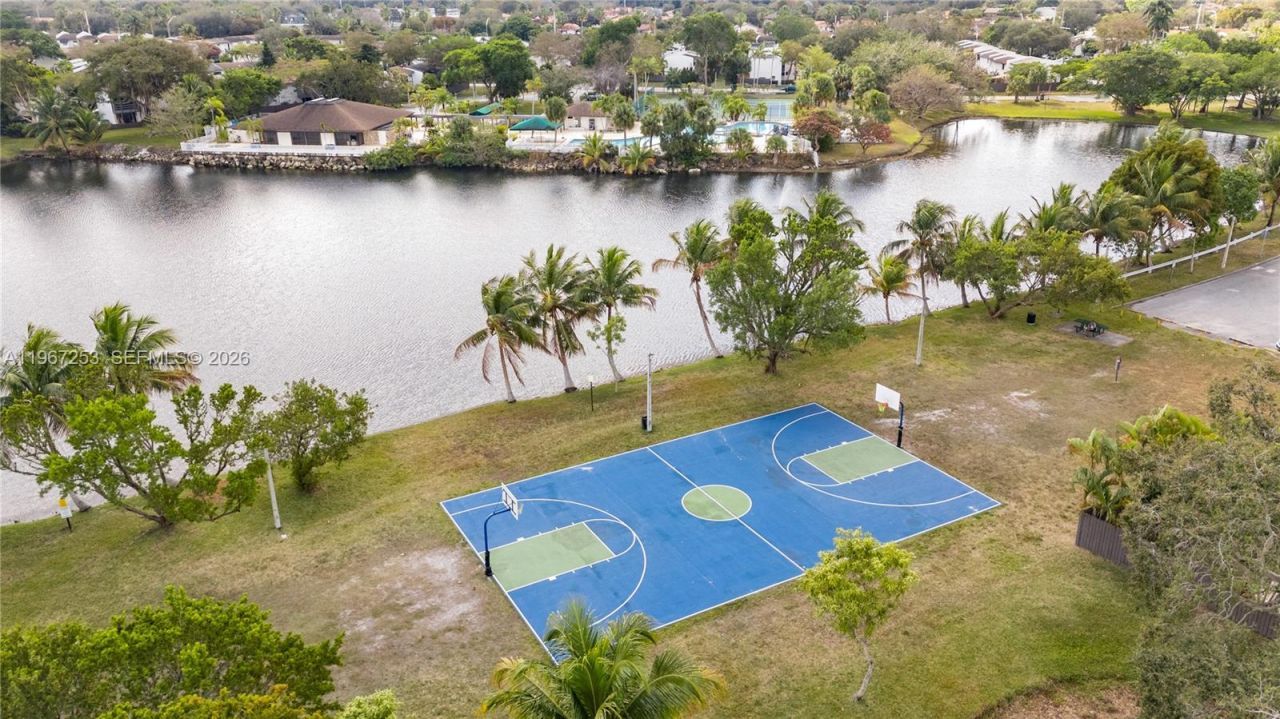 6502 SW 114th Ave, Miami, FL 33173 Photo