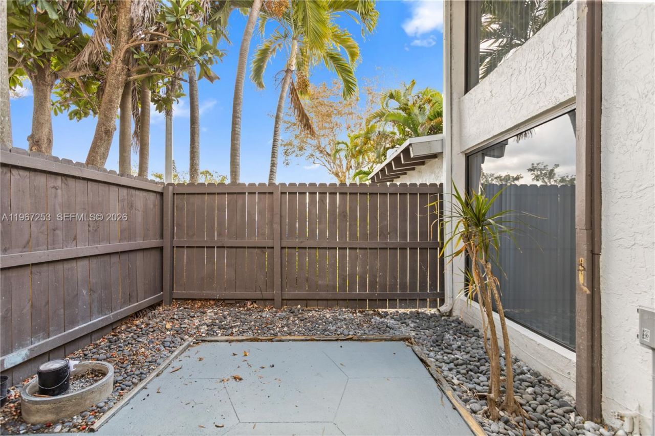 6502 SW 114th Ave, Miami, FL 33173 Photo