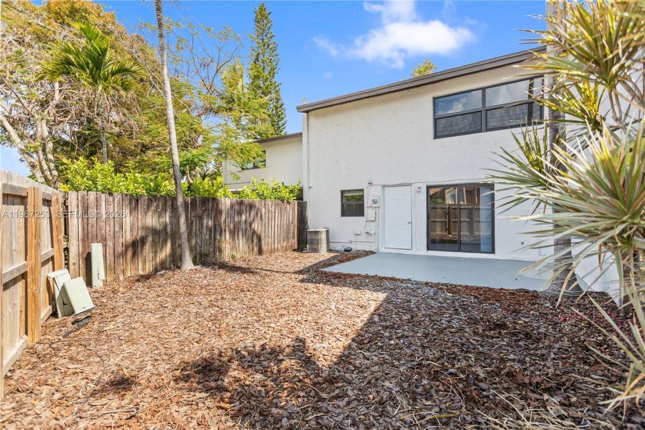 6502 SW 114th Ave, Miami, FL 33173 Photo