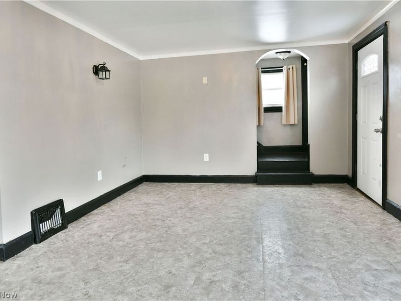 4035 W Market Street, Leavittsburg, OH 44430 Photo 6