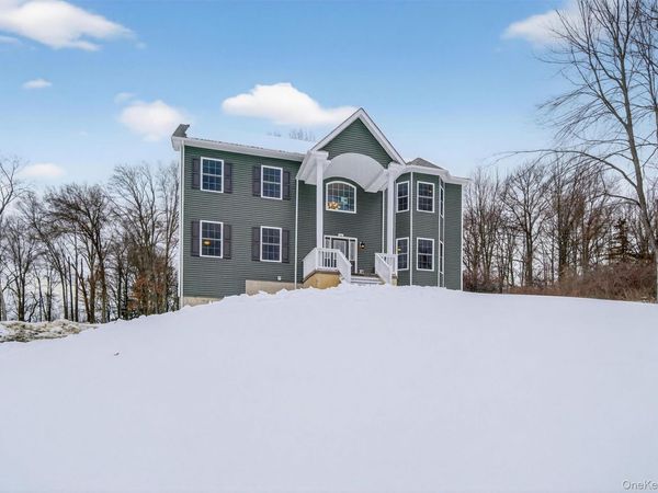 509 Toleman Road , Rock Tavern, NY 12575