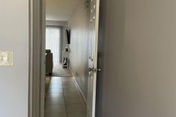 400 Cambridge C Cambridge Circle photo 4