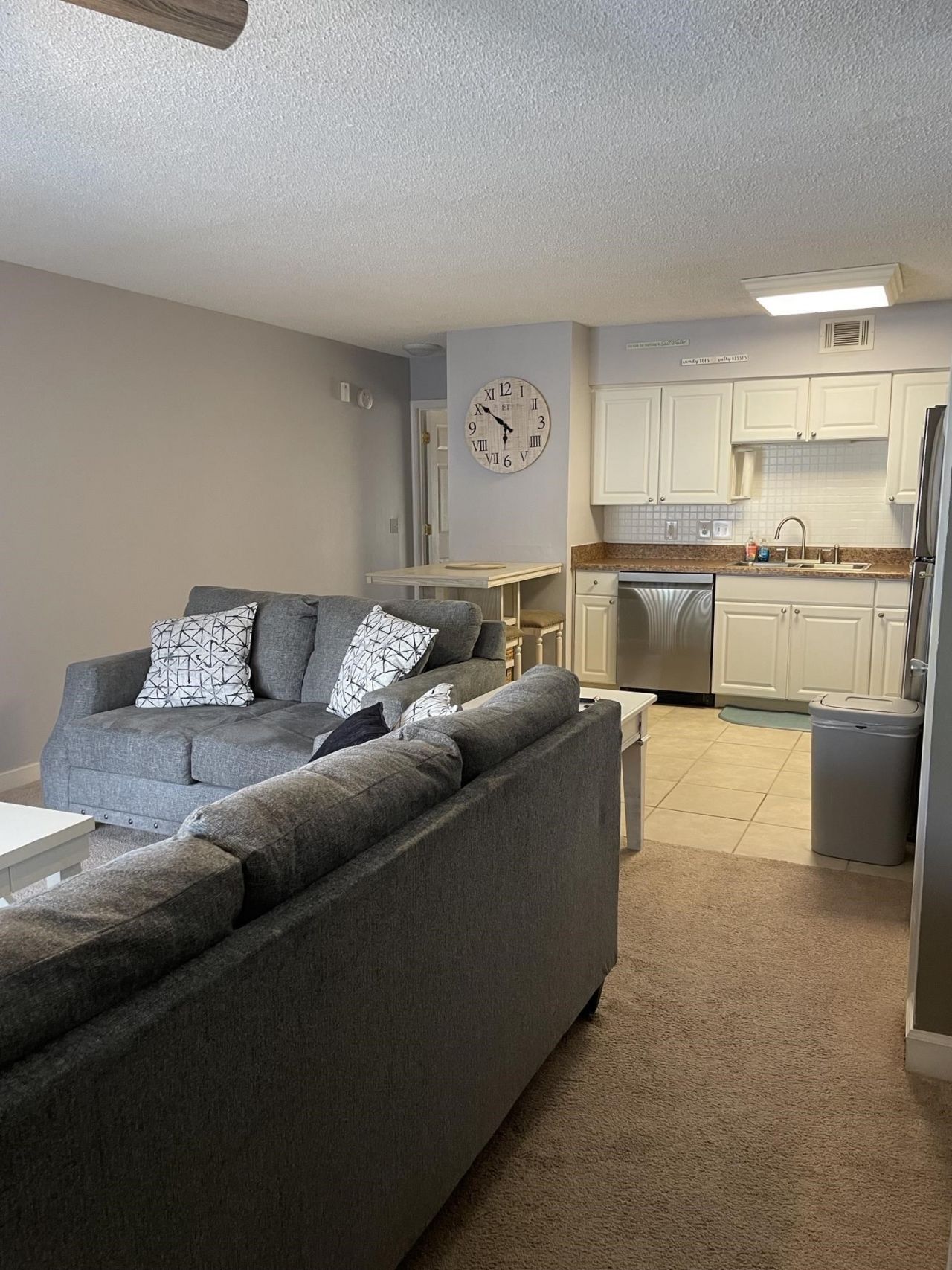 400 Cambridge C Cambridge Circle Photo 9