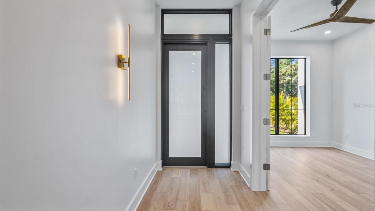 7821 3rd Avenue S, Saint Petersburg, FL 33707 Photo