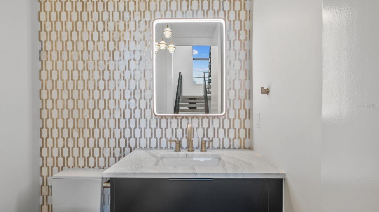 7821 3rd Avenue S, Saint Petersburg, FL 33707 Photo