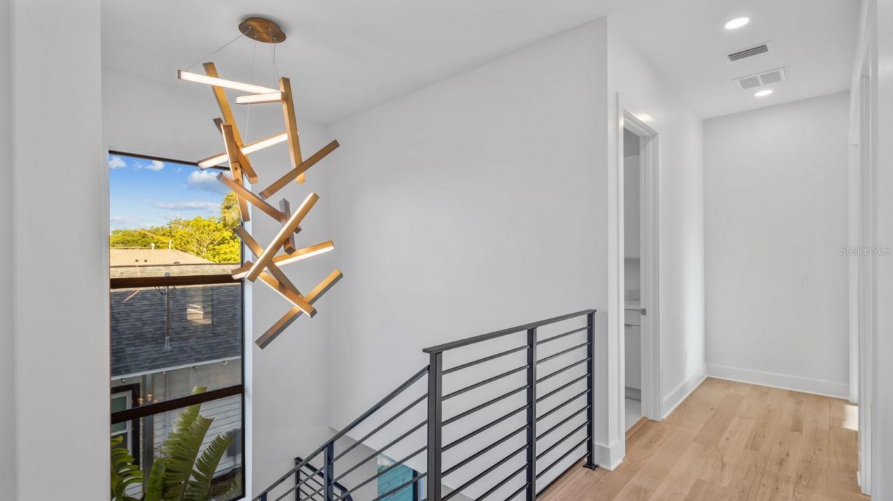 7821 3rd Avenue S, Saint Petersburg, FL 33707 Photo